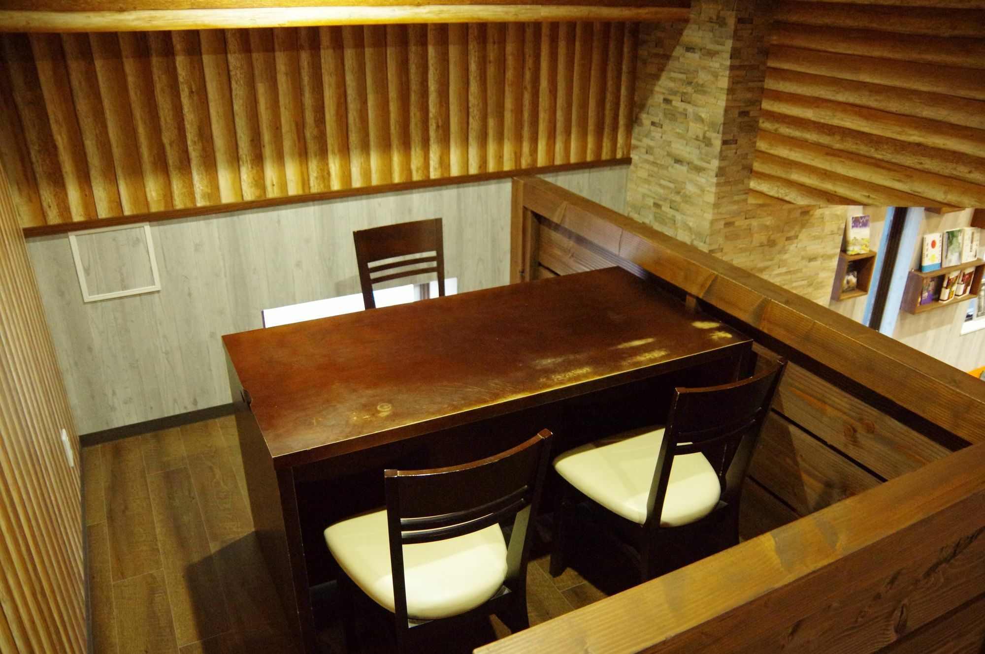 Cafe&Hostel Kimi To Ichigo โอซาก้า ภายนอก รูปภาพ